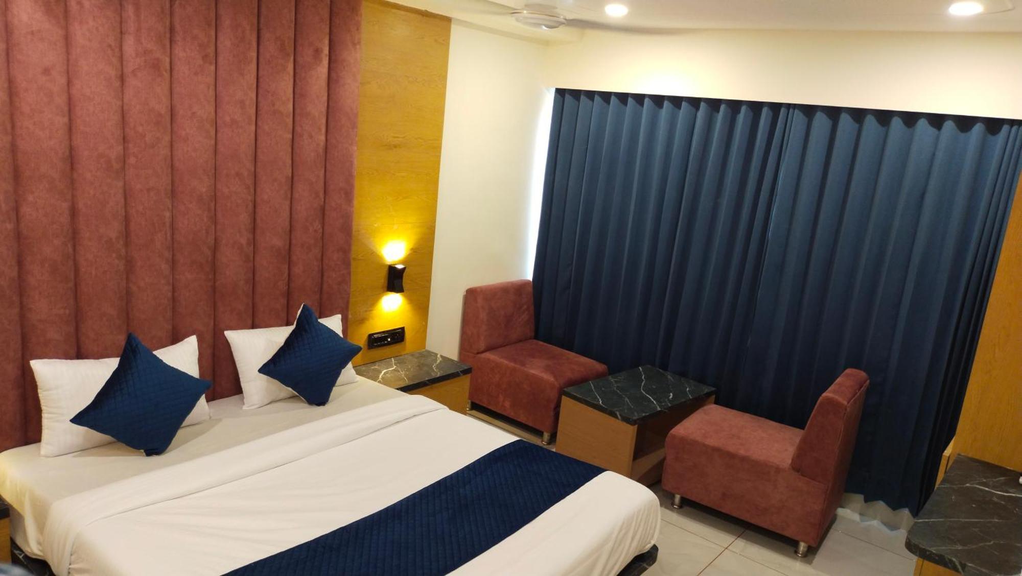 Hotel Campus Ahmedabad Buitenkant foto